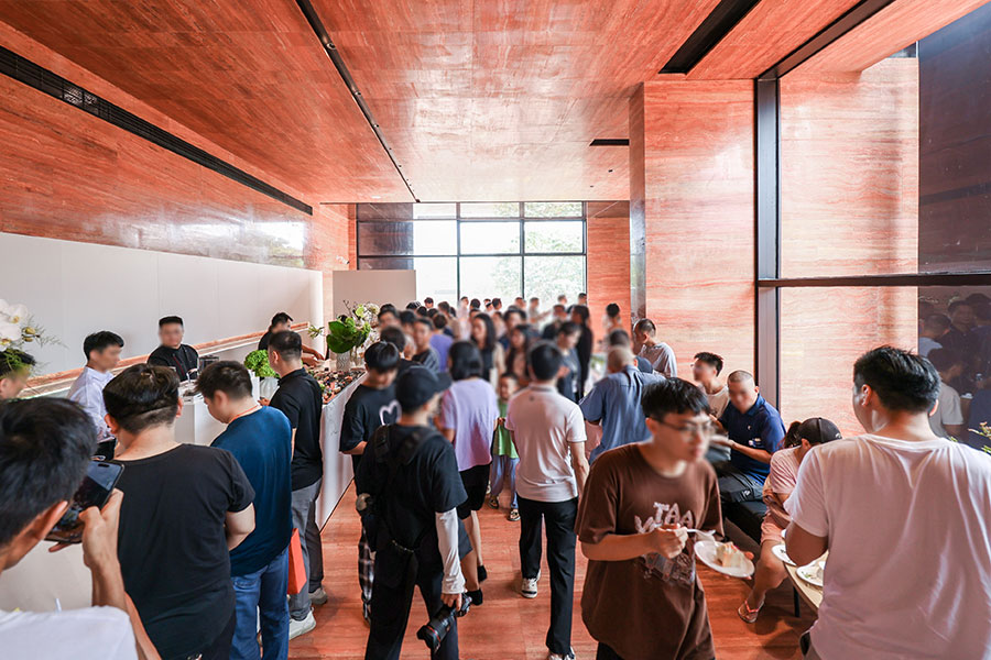 Z_R52294-opq540364089.jpg Z_R52294-opq540364089.jpg